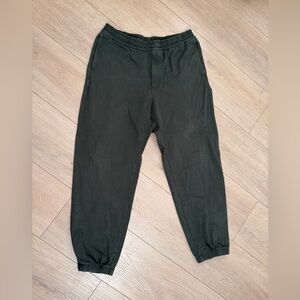 Uniqlo men’s pants